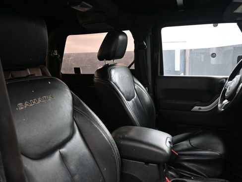 Used 2017 Jeep Wrangler Sahara w/ Trailer Tow Group image 18