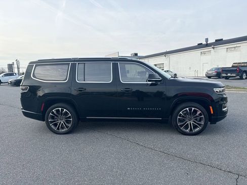 Used 2022 Jeep Grand Wagoneer Series III w/ Rear Seat Video Group 1 image 7