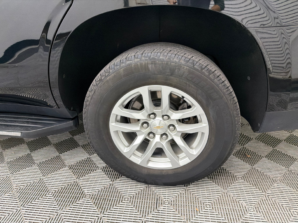 Used 2024 Chevrolet Tahoe LT RWD image 21