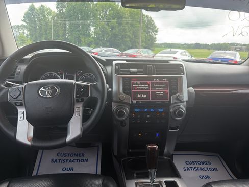 Used 2020 Toyota 4Runner Limited RWD image 10