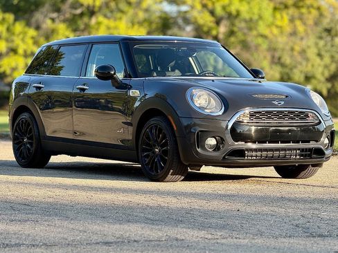 Used 2017 MINI Cooper Clubman S image 5