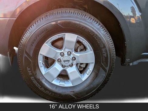 Used 2013 Nissan Frontier SV image 12