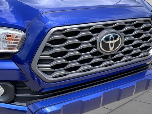 Used 2023 Toyota Tacoma TRD Sport w/ Advanced Technology Package AWD/4WD image 31