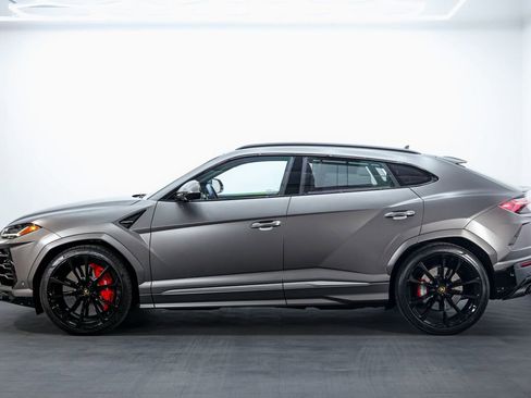 Used 2022 Lamborghini Urus image 5