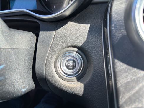 Used 2019 Mercedes-Benz C 300 Sedan w/ AMG Line image 31