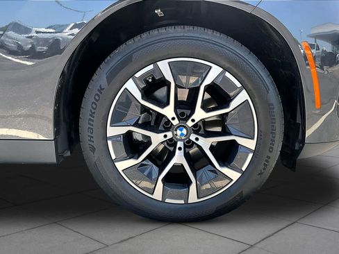 Certified 2025 BMW X3 xDrive30i w/ Premium Package AWD/4WD image 10
