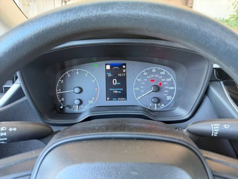 Used 2025 Toyota Corolla LE FWD image 72