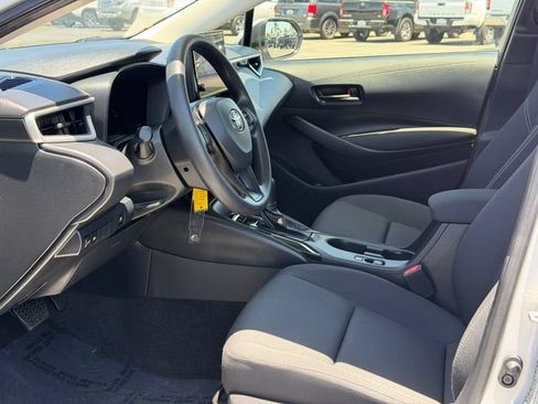 Used 2026 Toyota Corolla LE w/ Carpet Mat Package (TMS) FWD image 15