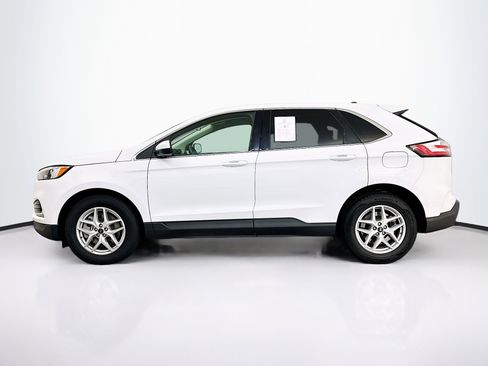 Used 2024 Ford Edge SEL image 4