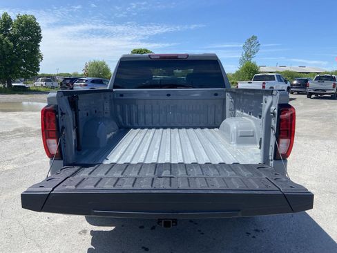 Used 2024 GMC Sierra 1500 Elevation AWD/4WD image 11