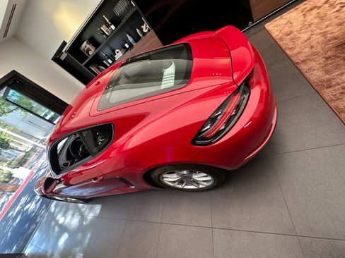 Certified 2025 Porsche 718 Cayman RWD image 5