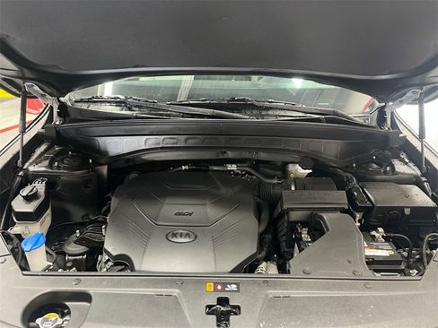Used 2021 Kia Telluride S image 32