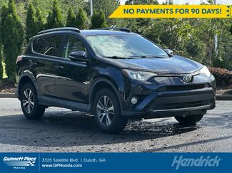 Used 2017 Toyota RAV4 XLE FWD video 1
