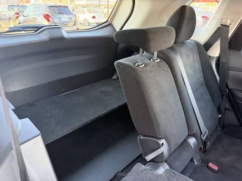 Used 2016 Nissan Rogue SV AWD/4WD image 14