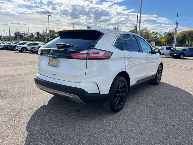 Certified 2024 Ford Edge SEL w/ Convenience Package AWD/4WD image 4