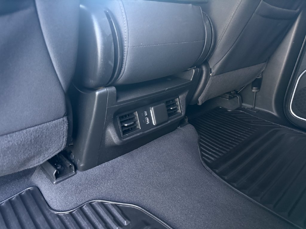 Used 2024 Chevrolet Silverado 2500 LT w/ Convenience Package AWD/4WD image 34