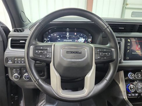 Used 2023 GMC Yukon Denali image 24