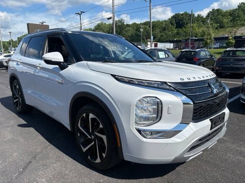 Used 2023 Mitsubishi Outlander SEL AWD/4WD image 8