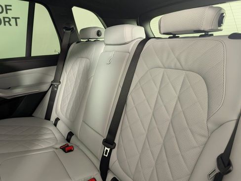 New 2026 BMW X5 xDrive50e image 15