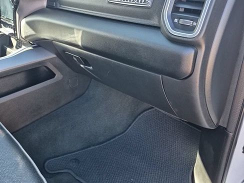 Used 2023 RAM 1500 Laramie AWD/4WD image 29