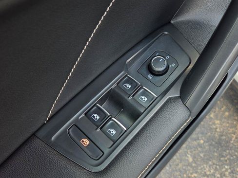 Certified 2022 Volkswagen Tiguan SE w/ Panoramic Sunroof Package FWD image 18