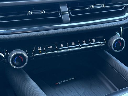 New 2025 Chevrolet Equinox EV RS w/ Active Safety Package 3 image 21