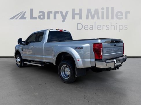 Used 2022 Ford F350 XLT w/ XLT Premium Package AWD/4WD image 4