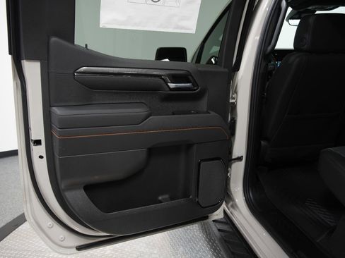 New 2026 GMC Sierra 1500 AT4 w/ AT4 Premium Package image 16