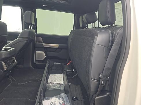Used 2026 Ford F250 Platinum AWD/4WD image 12