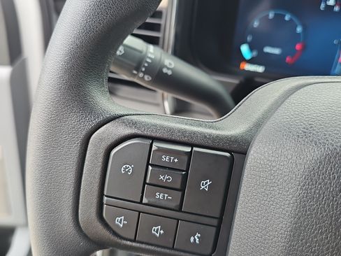 Used 2025 Ford F250 XLT w/ Black Appearance Package AWD/4WD image 26