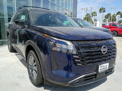 New 2026 Nissan Pathfinder SV image 1