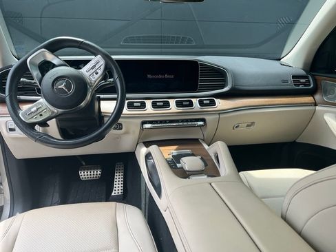 Certified 2023 Mercedes-Benz GLS 450 4MATIC image 12