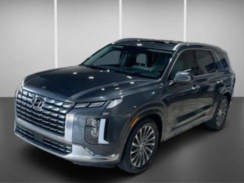 Used 2023 Hyundai Palisade Calligraphy w/ Cargo Package FWD image 14