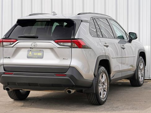 Used 2022 Toyota RAV4 XLE image 47