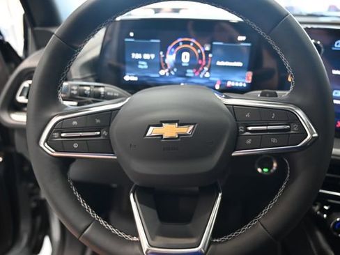 New 2026 Chevrolet Traverse LT w/ Sun and Wheel Package FWD image 22