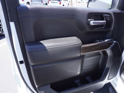 Used 2020 GMC Sierra 1500 Elevation w/ Elevation Convenience Package AWD/4WD image 15