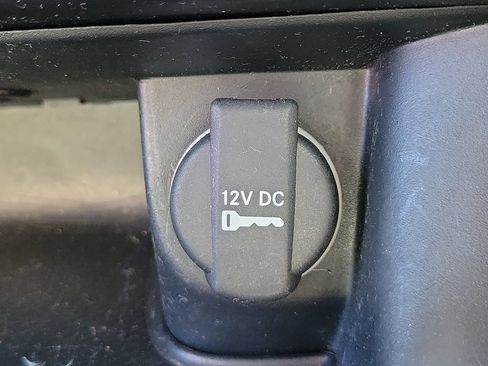 Certified 2023 Dodge Charger SXT RWD image 30