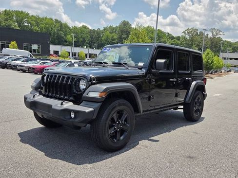 Used 2022 Jeep Wrangler Unlimited Sport AWD/4WD image 3