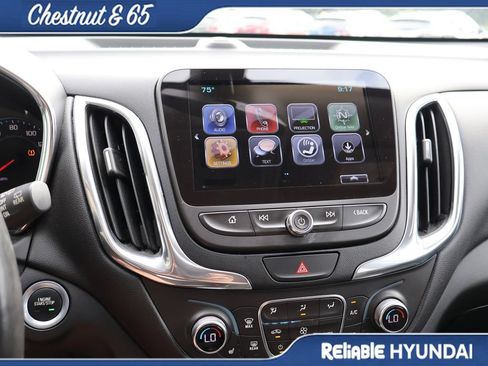 Used 2018 Chevrolet Equinox LT w/ Sun & Infotainment Package FWD image 35