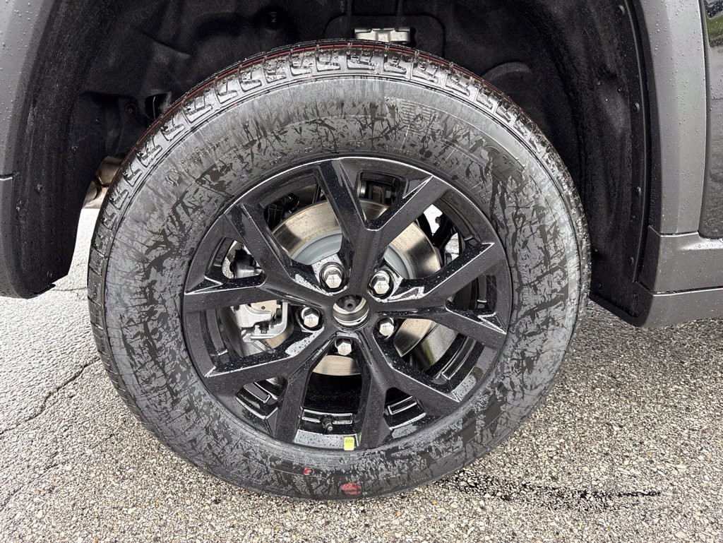 New 2026 Jeep Grand Cherokee Altitude AWD/4WD image 10