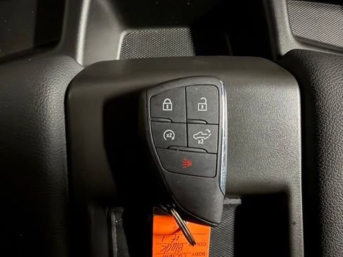 Used 2025 Chevrolet Silverado 1500 Custom image 43