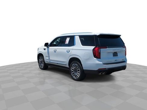 Used 2025 GMC Yukon Denali Ultimate w/ LPO, Floor Liner Package AWD/4WD image 6