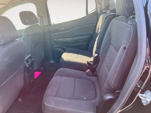 Used 2019 GMC Acadia SLE FWD image 13