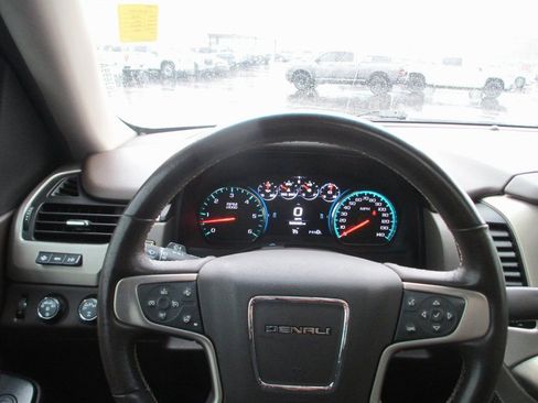 Used 2018 GMC Yukon XL Denali w/ Open Road Package image 36