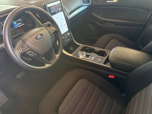 Used 2023 Ford Edge SE w/ Black Appearance Package AWD/4WD image 11