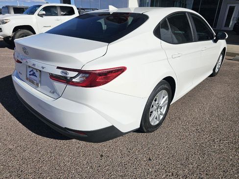 Used 2025 Toyota Camry LE w/ Convenience Package FWD image 6