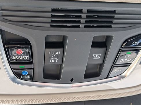 Used 2021 Acura RDX w/ Technology Package image 23