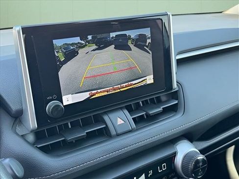Used 2024 Toyota RAV4 XLE FWD image 25