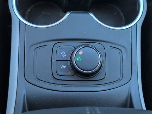 Used 2020 GMC Terrain SLE image 21