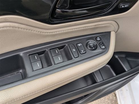 Used 2023 Honda Odyssey Elite image 11